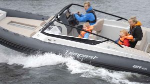 Capelli Tempest BR65 – RIB och bowrider i ett!