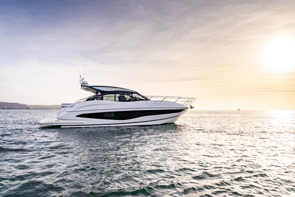 Princess-v50-powerboat