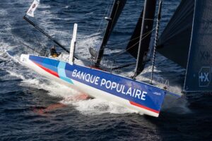 Cremer-imoca-vendee-globe-alex-thomson