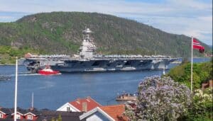 USS-Gerald-R-Ford-Hangarfartyg